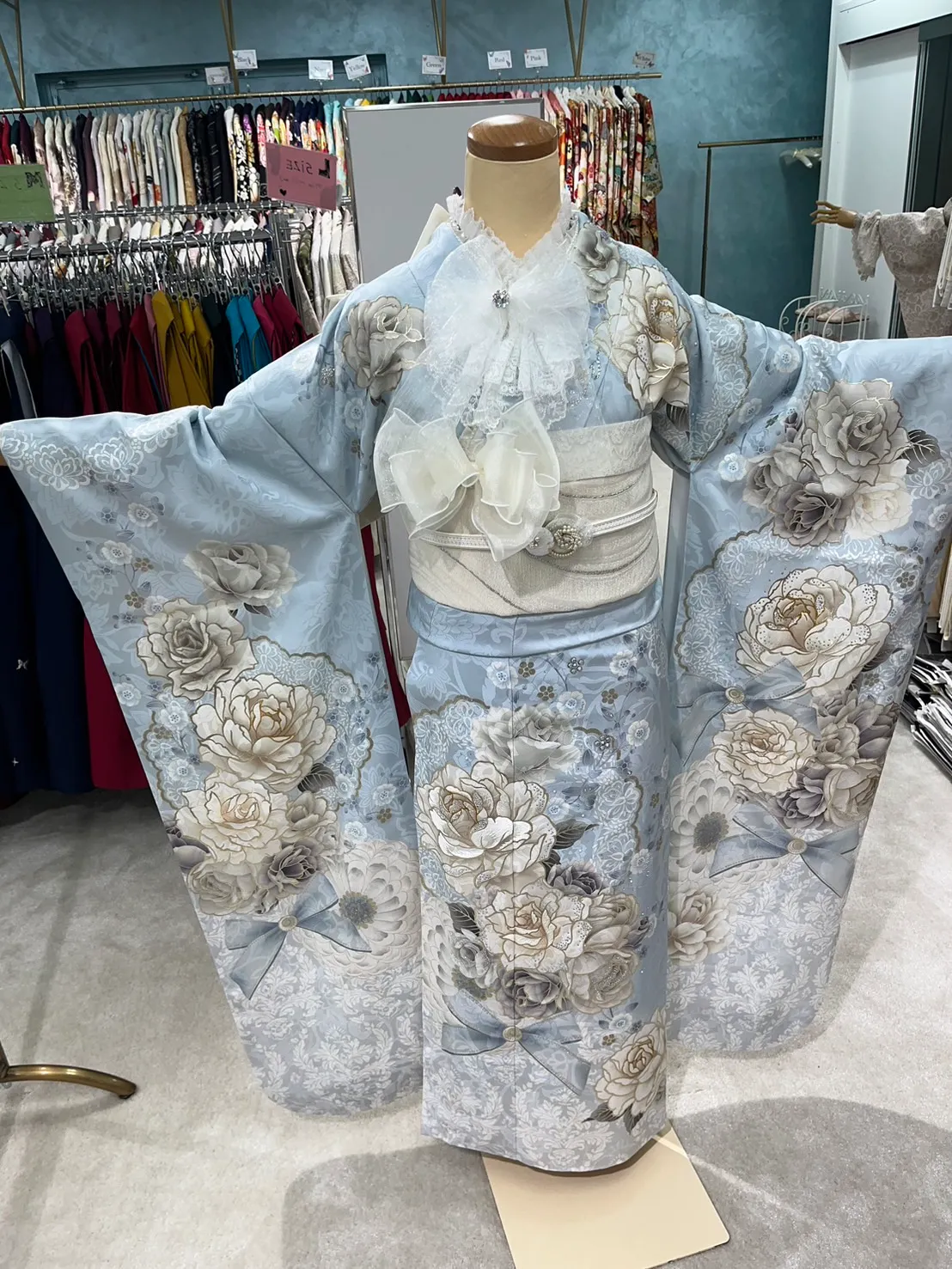 振袖レンタル　成人式　なんば　心斎橋　天王寺　大阪　人気TAKAZEN心斎橋店オリジナルヘップバーンシリーズコスメカラー