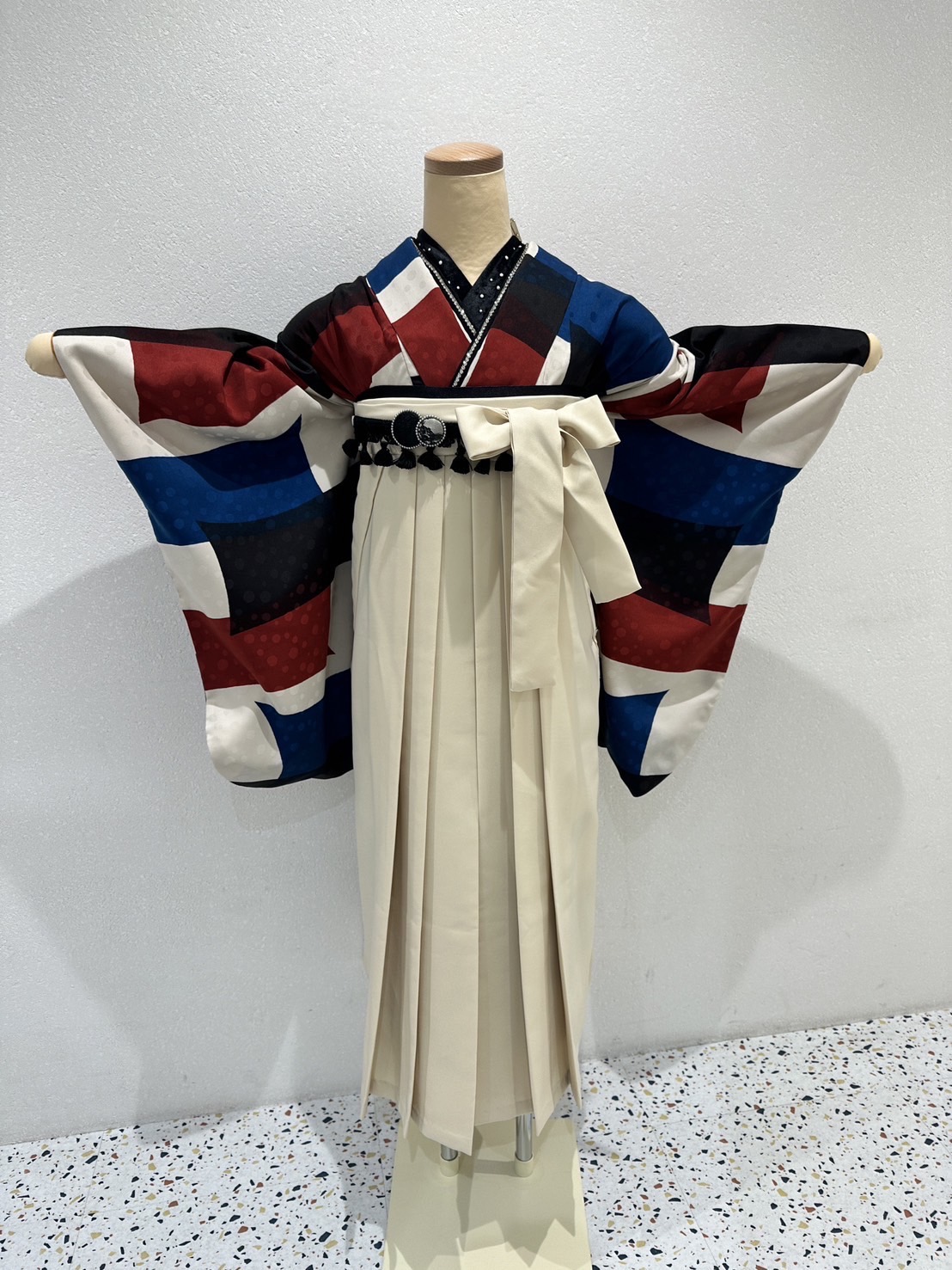 TAKAZEN姫路店　卒業式　袴レンタル　個性的　被らない　カワイイ　かわいい　ポップ　2026年卒業式