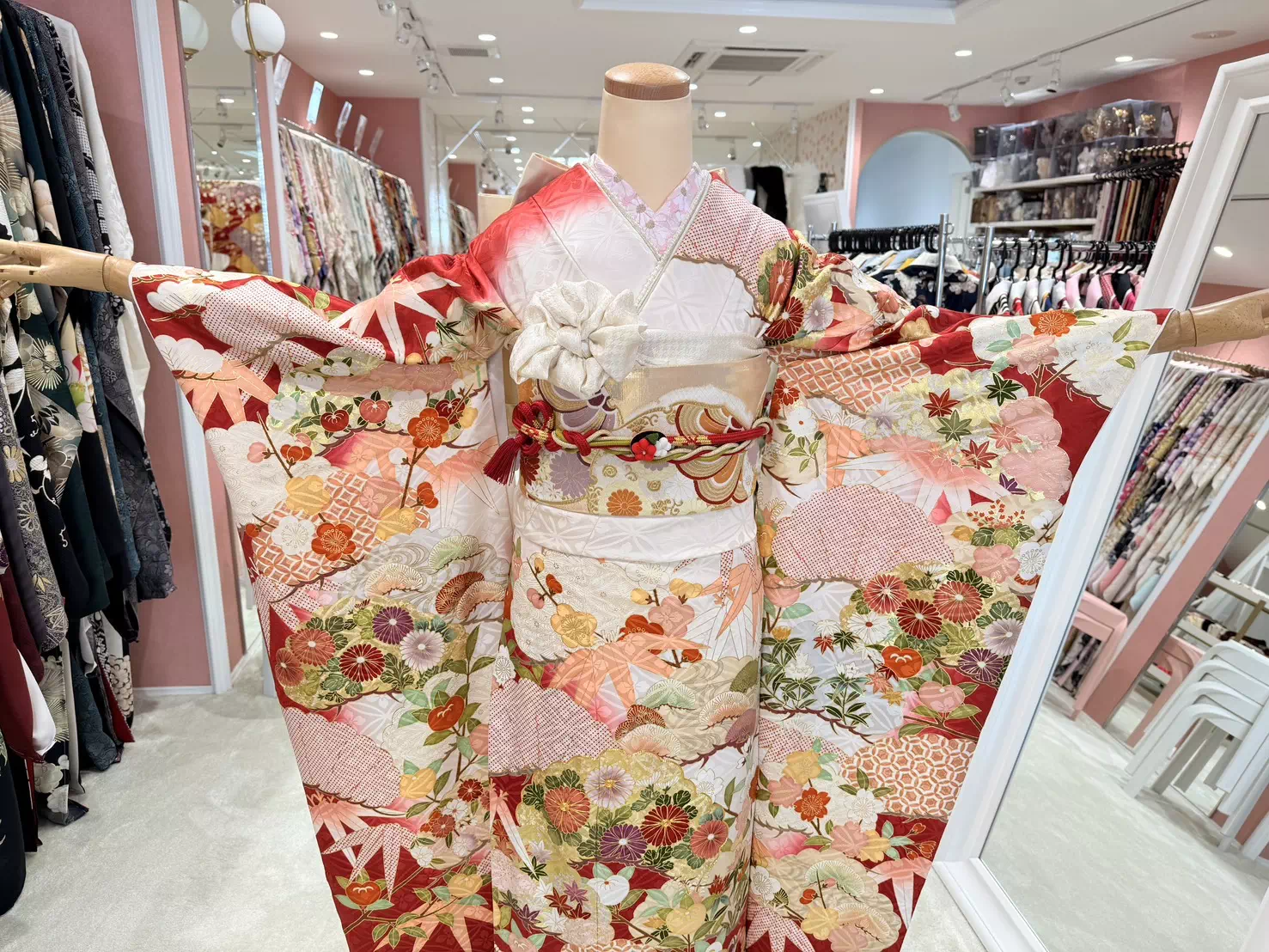 TAKAZEN姫路店　姫路市成人式　王道振袖　古典振袖　赤地振袖　加西市成人式