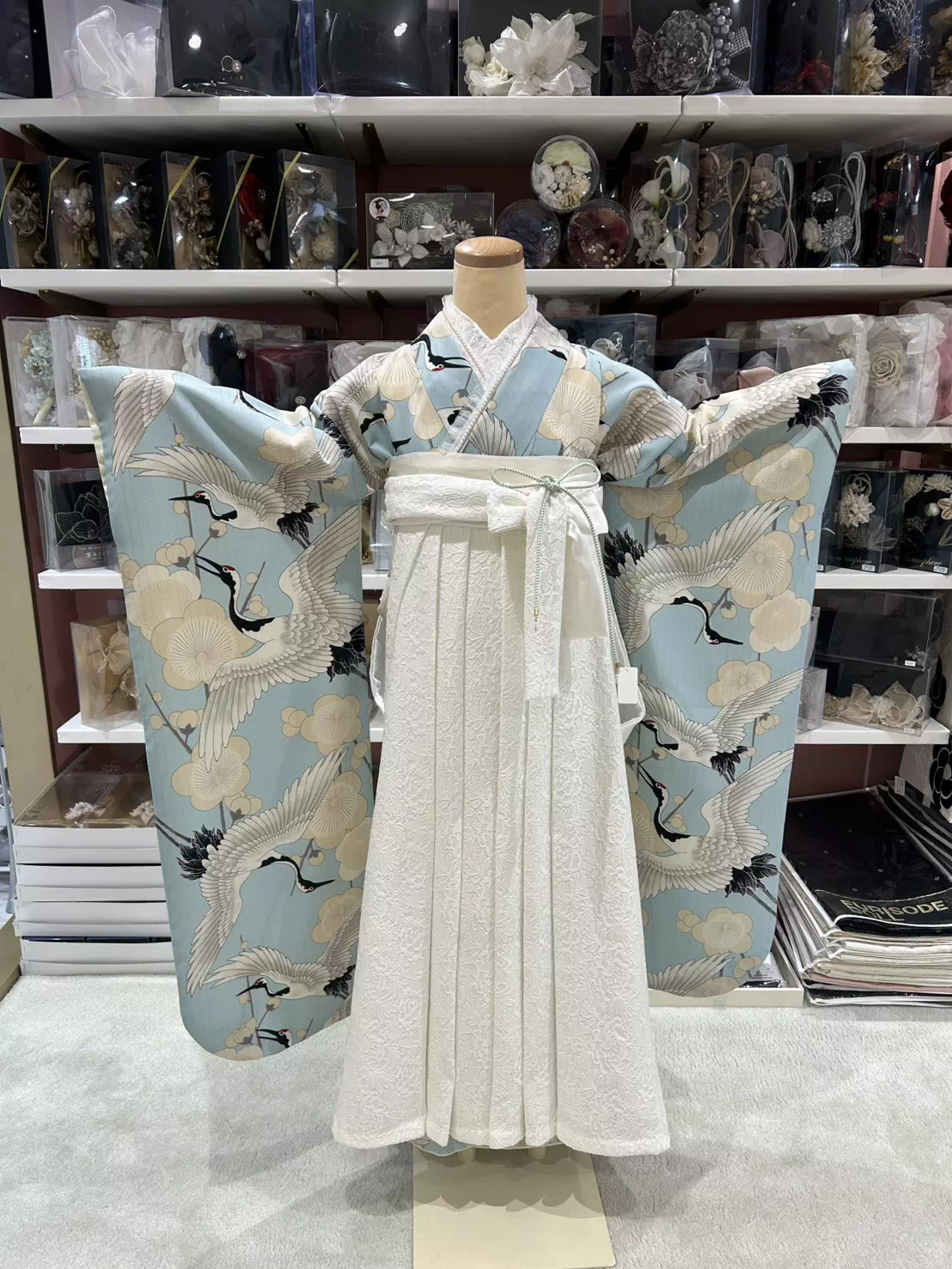 TAKAZEN姫路店　姫路市　成人式　卒業式　袴　振袖　イマドキ振袖　キラキラ　鶴柄　鶴振袖　水色振袖　水色袴　ラメ袴
