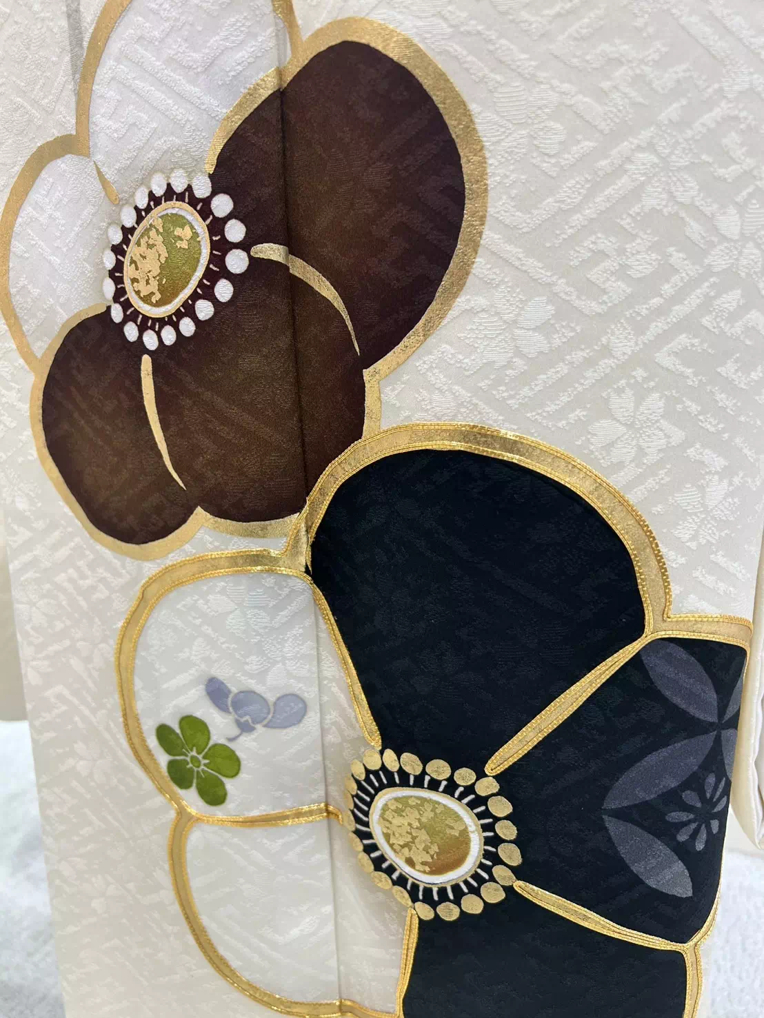 TAKAZEN姫路店　姫路市　成人式　卒業式　袴　振袖　イマドキ振袖　金駒刺繍　梅柄
