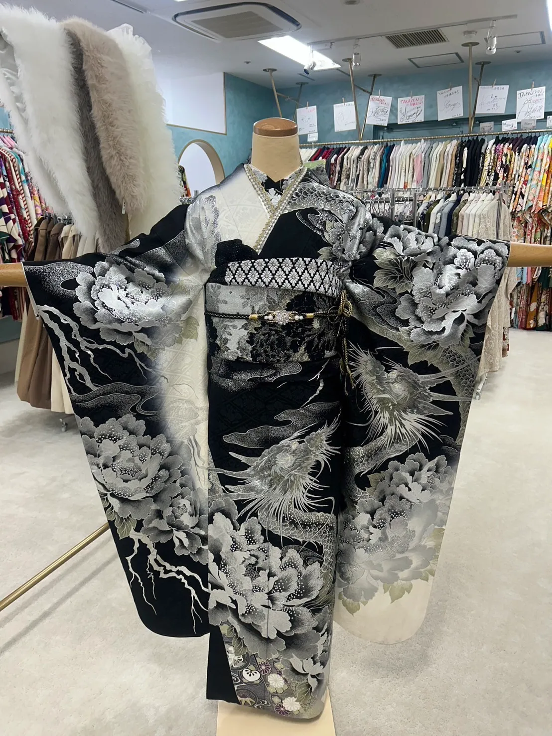 ジャパンモード　黒/シルバー(銀色)　本物龍柄一番人気　目立つ　オリジナル　派手　ギラギラ　いかつい　今井アンジェリカ