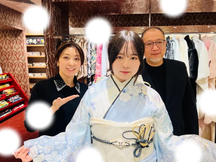 TAKAZEN　東京　表参道　振袖　レンタル　成人式　関芳　スワロフスキー　キラキラ　水色