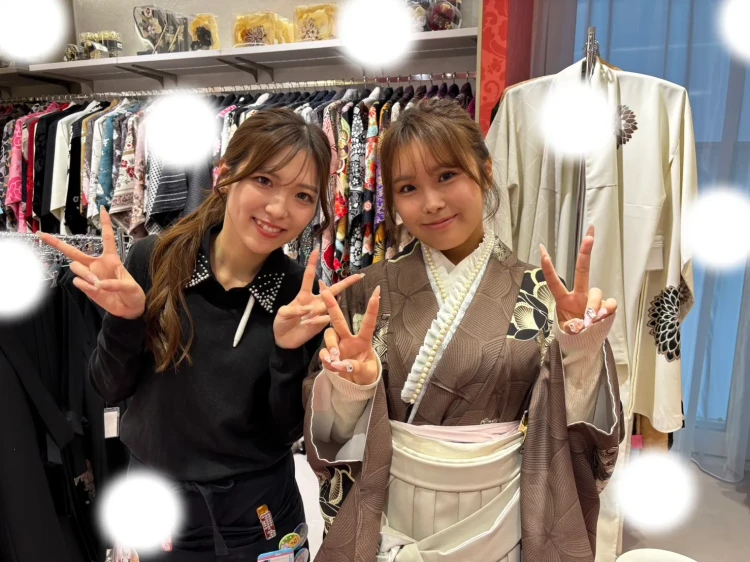 【TAKAZEN大阪梅田本店】♡26日　いまどきブラウン袴姫ちゃん♡