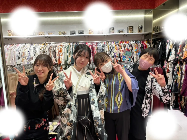 成人式　前撮り　梅田　袴　くすみカラー　かわいい　イマドキ　淡色　古典　タカゼン　撮影