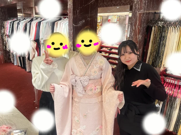 振袖レンタル　東京　表参道　ミニョン　かわいい　ピンク　お花