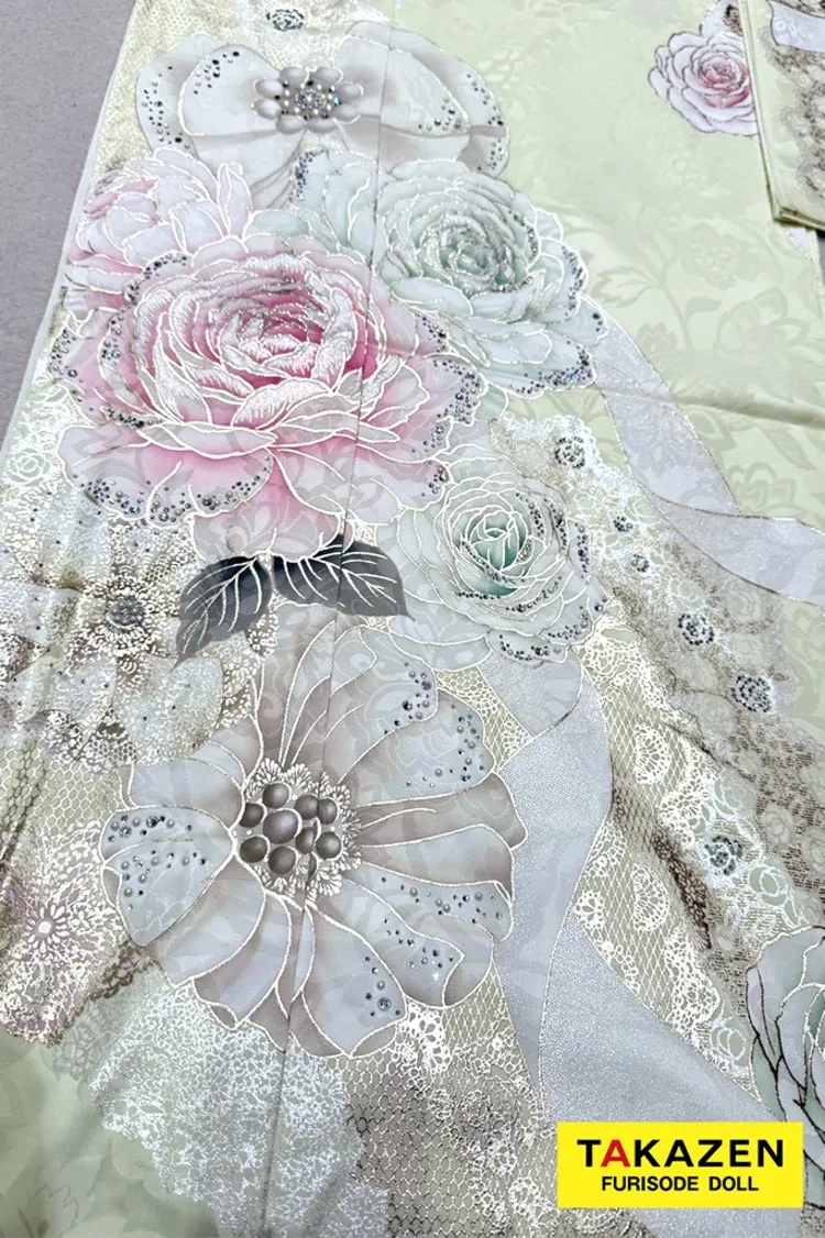 TAKAZENのレンタル振袖 ヘップバーン最新作 コスメカラー イエロー/ペールイエロー バラ柄/リボン柄 透明感 かわいい ガーリー キラキラ スワロフスキー・パール付き 香音【通販可】27004