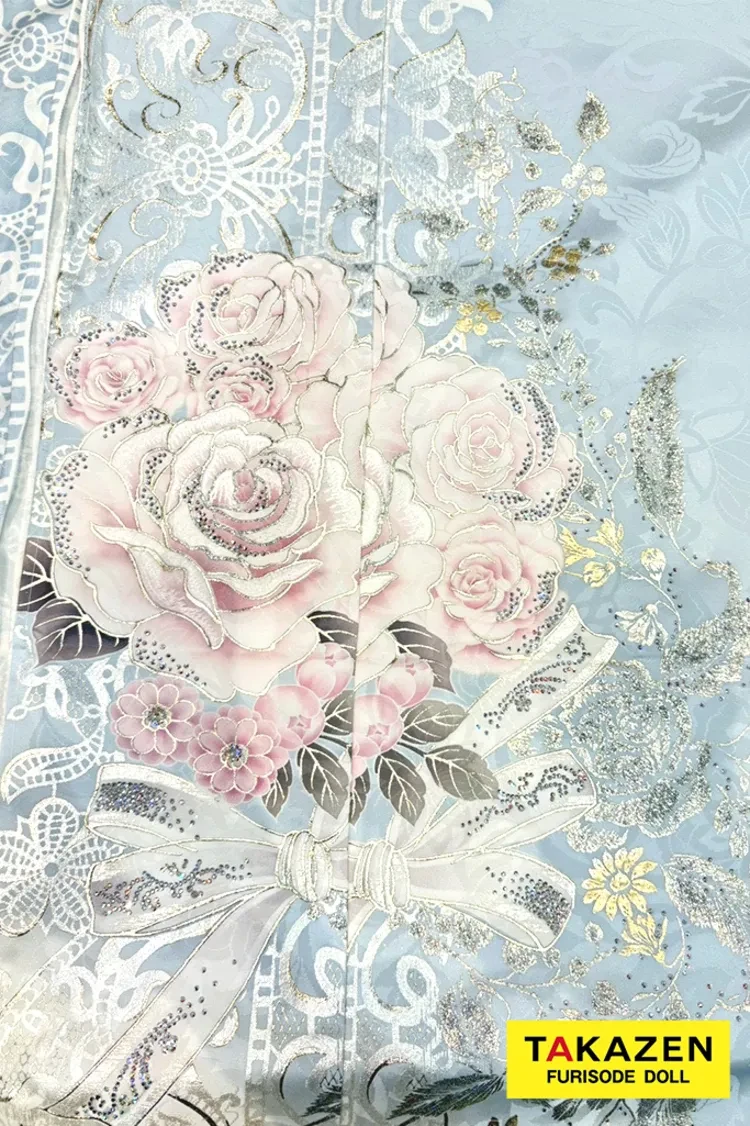 TAKAZENのレンタル振袖 最新作ヘップバーンローズ　水色/ピンク　バラ柄　一番かわいい　きれいめ　レースインナー　洋風　ガーリー　透明感　キラキラスワロフスキー　周防ジゼル【通販可】27012