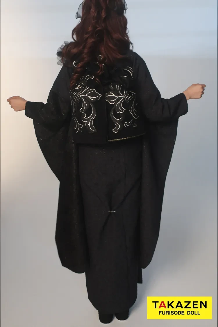 TAKAZENのレンタル振袖 最新作ヘップバーンシュシュ　黒/オールブラックコーデ　シフォンフラワー　ジャガード生地/レース　ワンホンスタイル　わがまま　レースインナー　誰とも被らない　伊藤桃々【通販可】27019