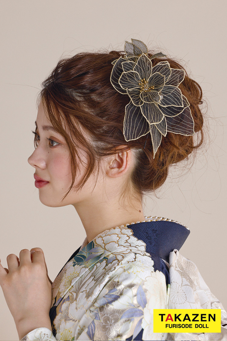 TAKAZENのレンタル振袖 最新作正統派古典 紺色/ネイビー 菊柄 綺麗 大人っぽい 華やか 美しい 上品 南琴奈【通販可】27032