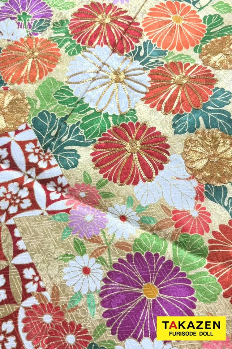 TAKAZENのレンタル振袖 最新作プレミアム古典　白赤　菊柄　吉澤織物『逸品』最高級染繍桶絞り友禅　綺麗　大人っぽい　華やか　上品　南琴奈【通販可】27035