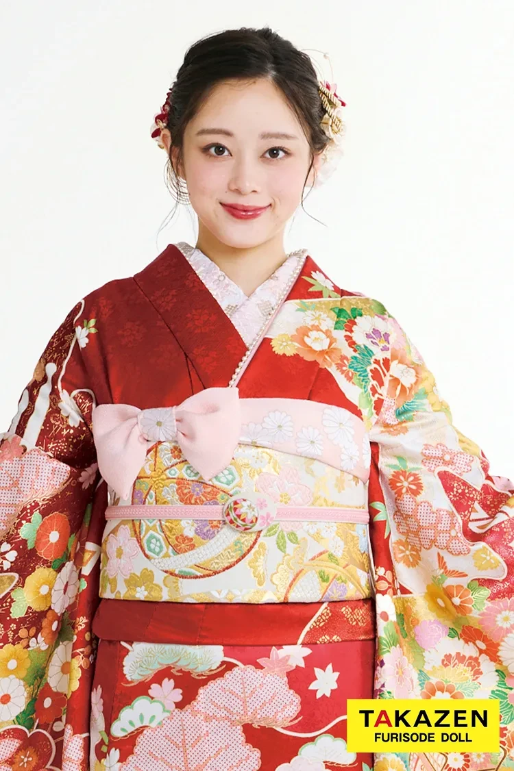 TAKAZENのレンタル振袖 最新作高級古典　赤/赤地　御所車/雲取　吉澤織物　吉祥の晴れ着田中優子の世界　かわいい　はんなり　綺麗　上品　佐藤不二子【通販可】27041