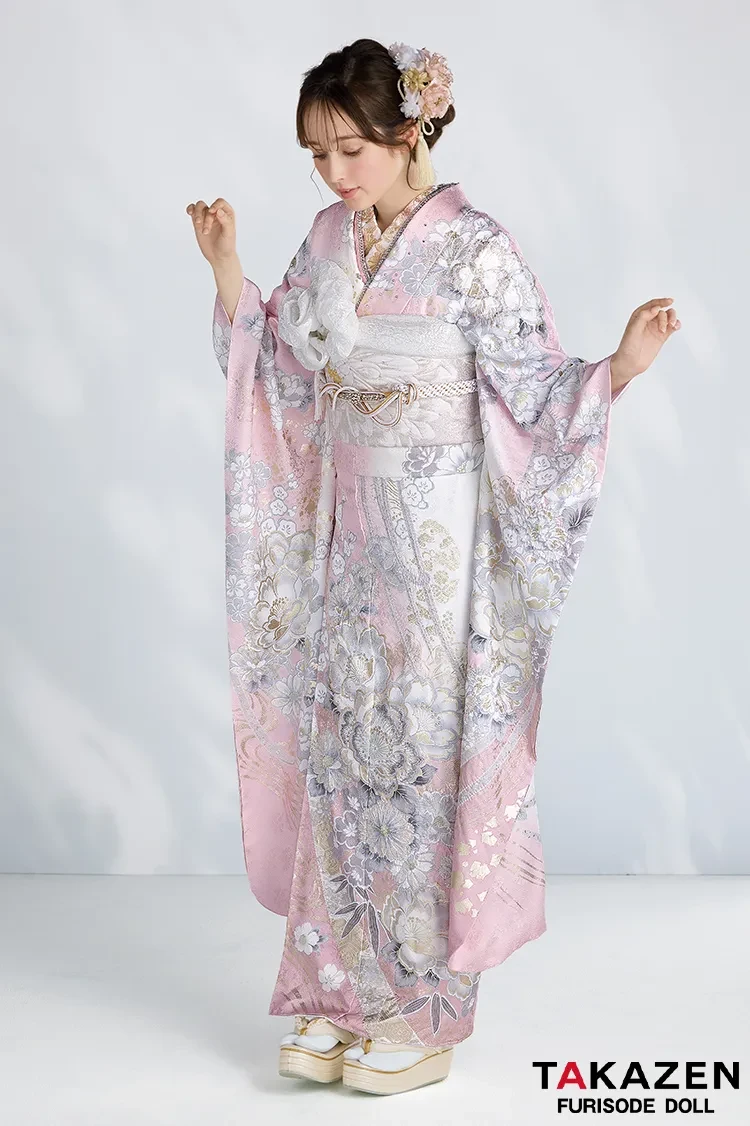 TAKAZENのレンタル振袖 最新作高級古典 ピンク/白 和柄 関芳 最高級金彩刺繍絞り友禅 スワロフスキー付き キラキラ かわいい 青みピンク 周防ジゼル【通販可】27047