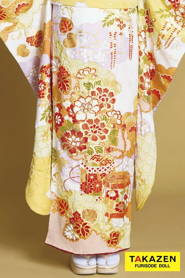 TAKAZENのレンタル振袖 最新作高級古典　白地/オレンジ　滝泰　最高級金彩刺繍絞り友禅　きれいめ　上品　かわいらしい　白宮みずほ【通販可】27051