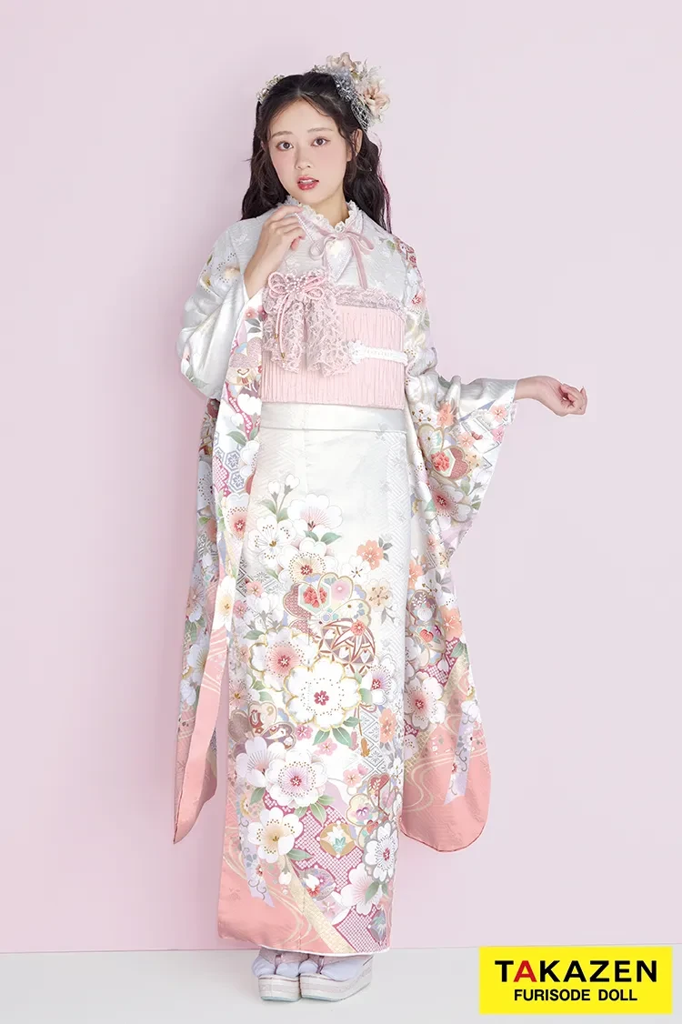 TAKAZENのレンタル振袖 最新作くすみカラーガーリー　ピンク　古典柄　かわいい　おしゃれ　トレンド　レース小物コーデ　佐藤不二子【通販可】27058