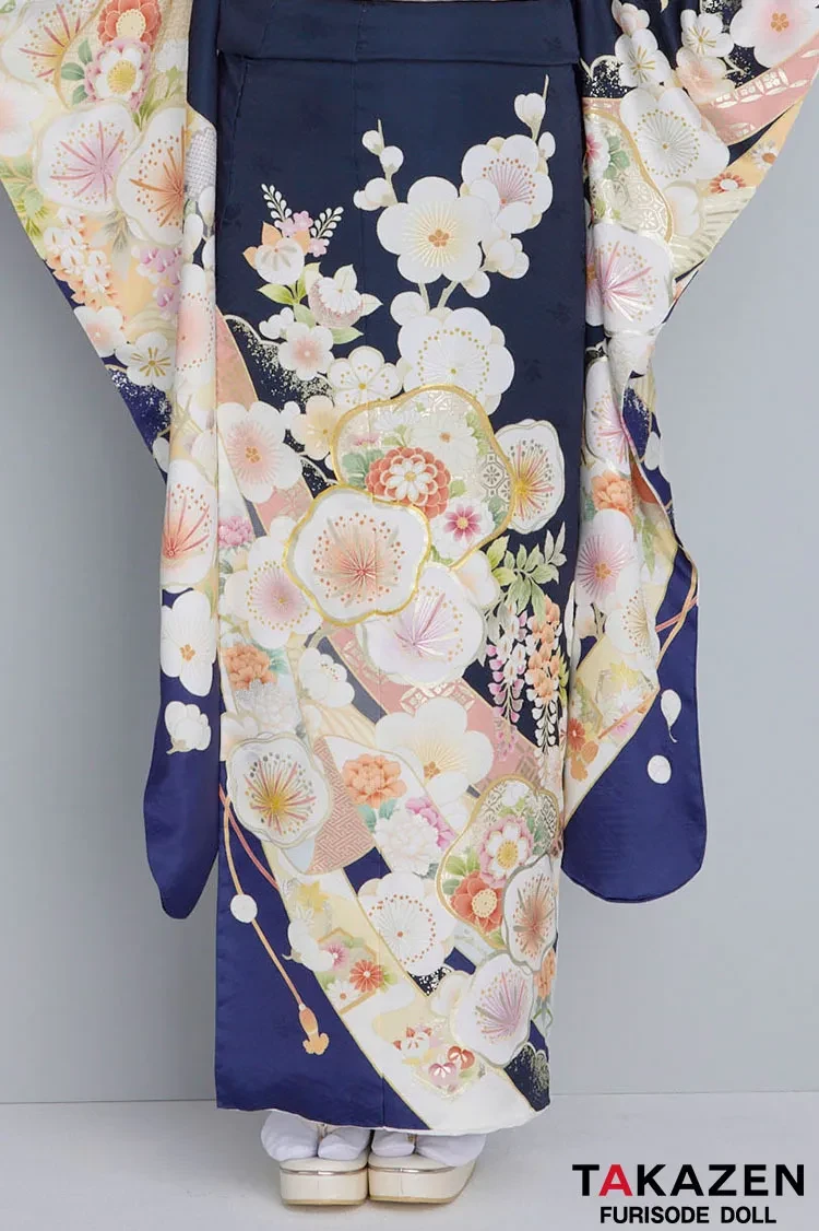 TAKAZENのレンタル振袖 最新作くすみカラー古典　紺色/ネイビー　和柄　清楚　可愛い　いまどき　上品　佐藤不二子【通販可】27060
