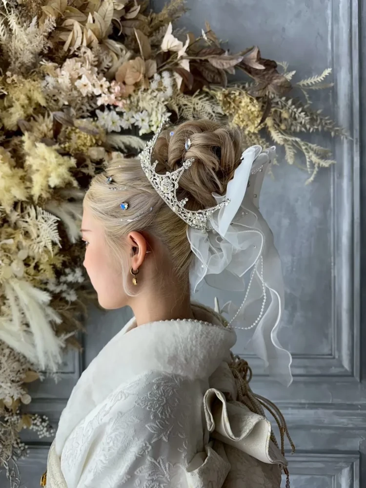 成人式　前撮り　梅田　ヘアアレンジ　キラキラ　白　ティアラ