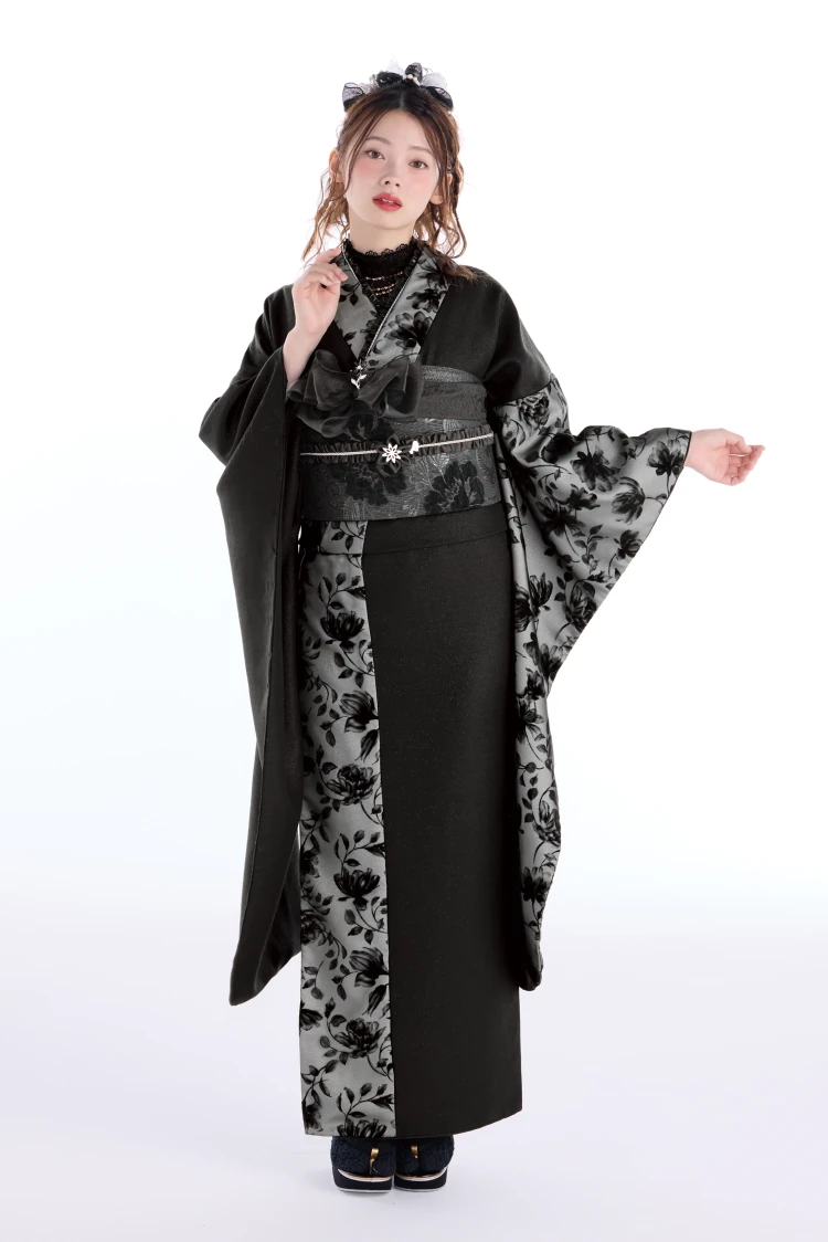 成人式振袖レンタル　ヴィンテージスタイル　きれいめ　フロッキー生地　黒