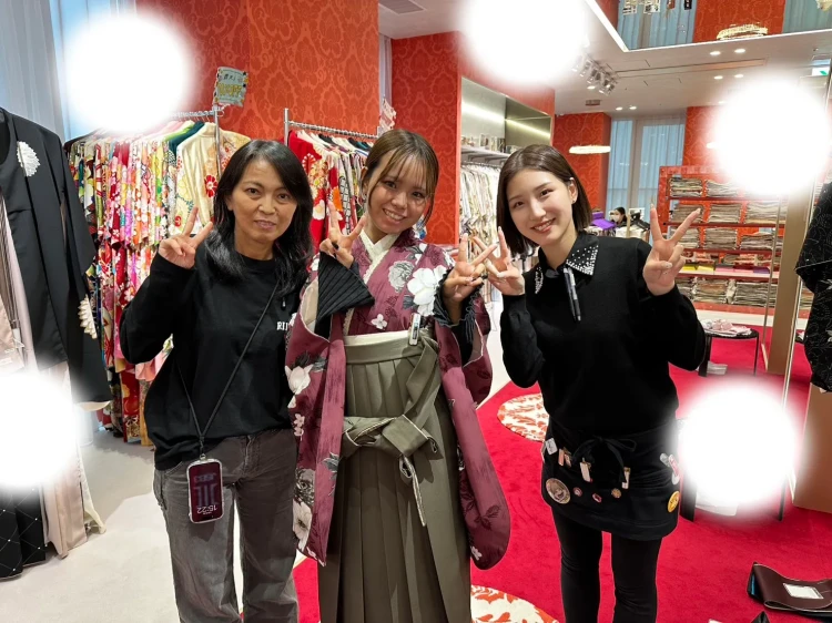 成人式　前撮り　梅田　袴　くすみカラー　かわいい　イマドキ　淡色　古典　タカゼン　撮影