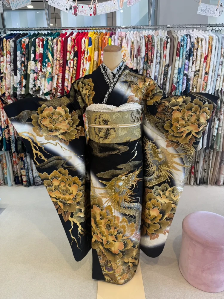 成人式　振袖レンタル　渋い　龍　黒　金　かっこいい