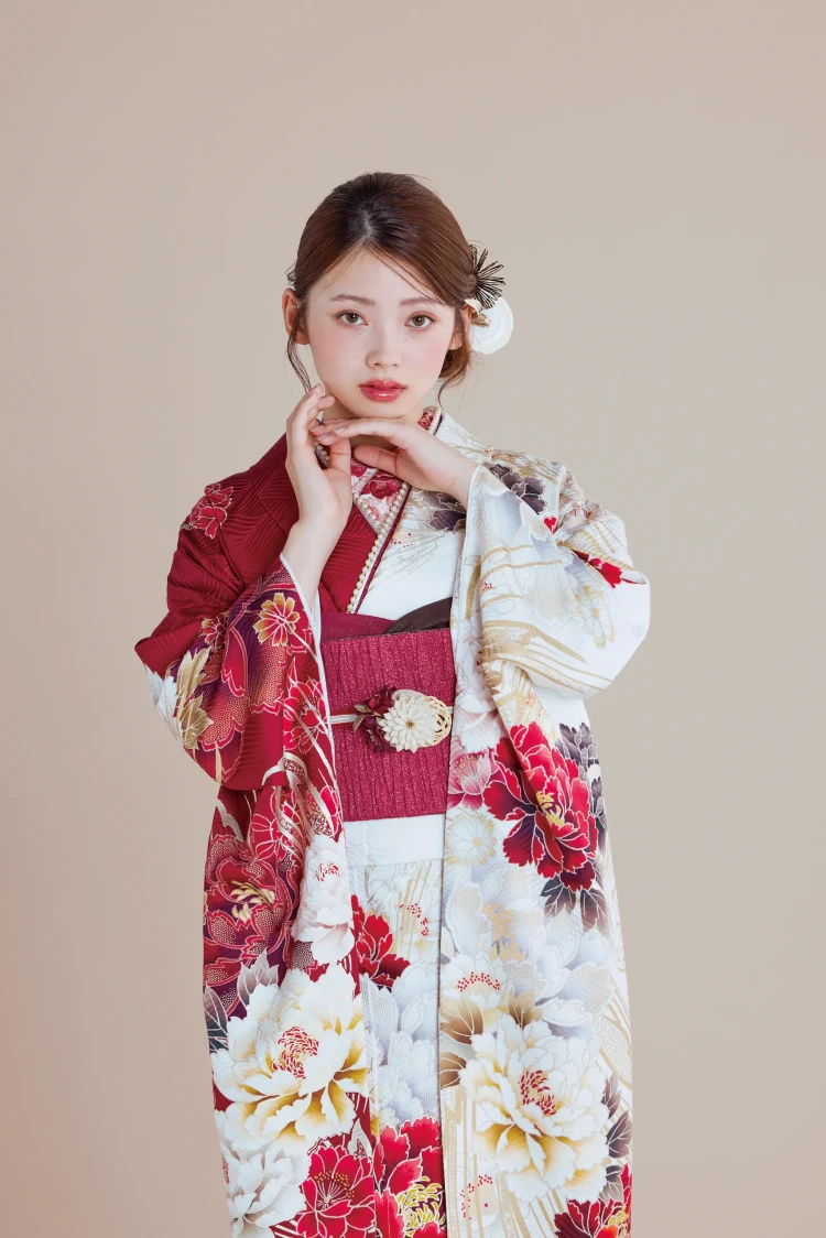 成人式振袖レンタル　正統派古典　はんなり　上品　白赤