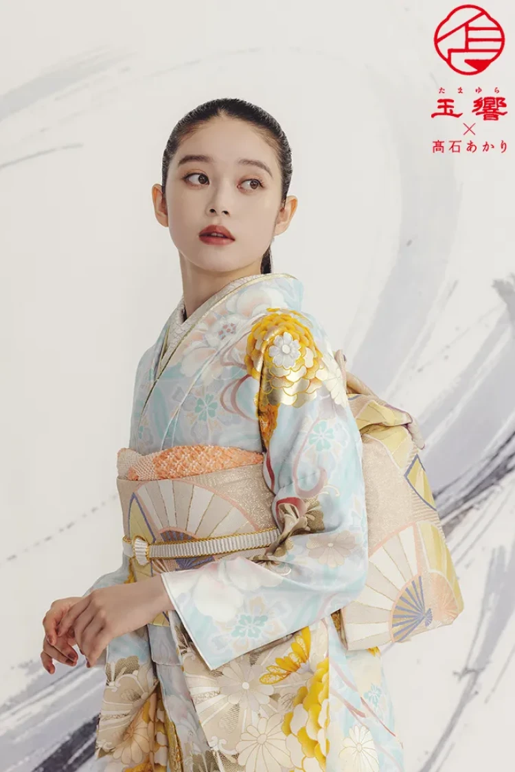 TAKAZENのレンタル振袖 玉響×髙石あかりブランド振袖 正統派古典 水色/淡い色 菊柄 きれいめ 儚げ 上品 はんなり【通販可】K1273