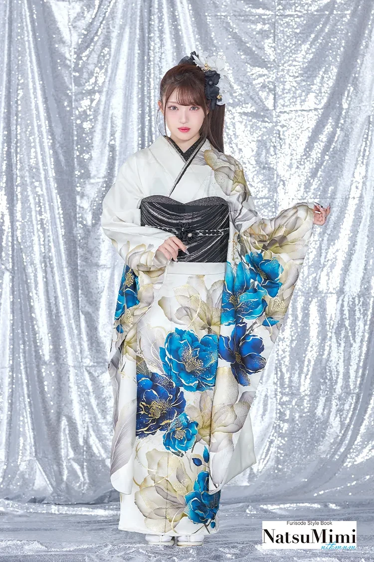 TAKAZENのレンタル振袖 NatsuMimiブランド振袖 白/青 MODE系 クール きれいめギャル 大人っぽい 大柄【通販可】K1279