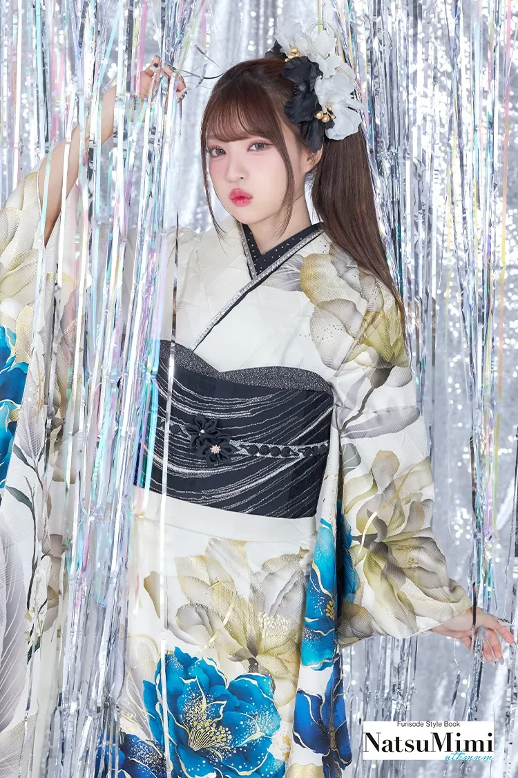 TAKAZENのレンタル振袖 NatsuMimiブランド振袖 白/青 MODE系 クール きれいめギャル 大人っぽい 大柄【通販可】K1279