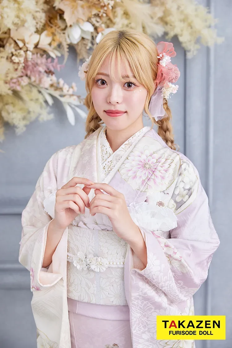 TAKAZENのレンタル振袖 安い！玉城ティナ×紅一点ブランド振袖　くすみピンク　おしゃれ　かわいい　古典柄　いまどき【通販可】K292