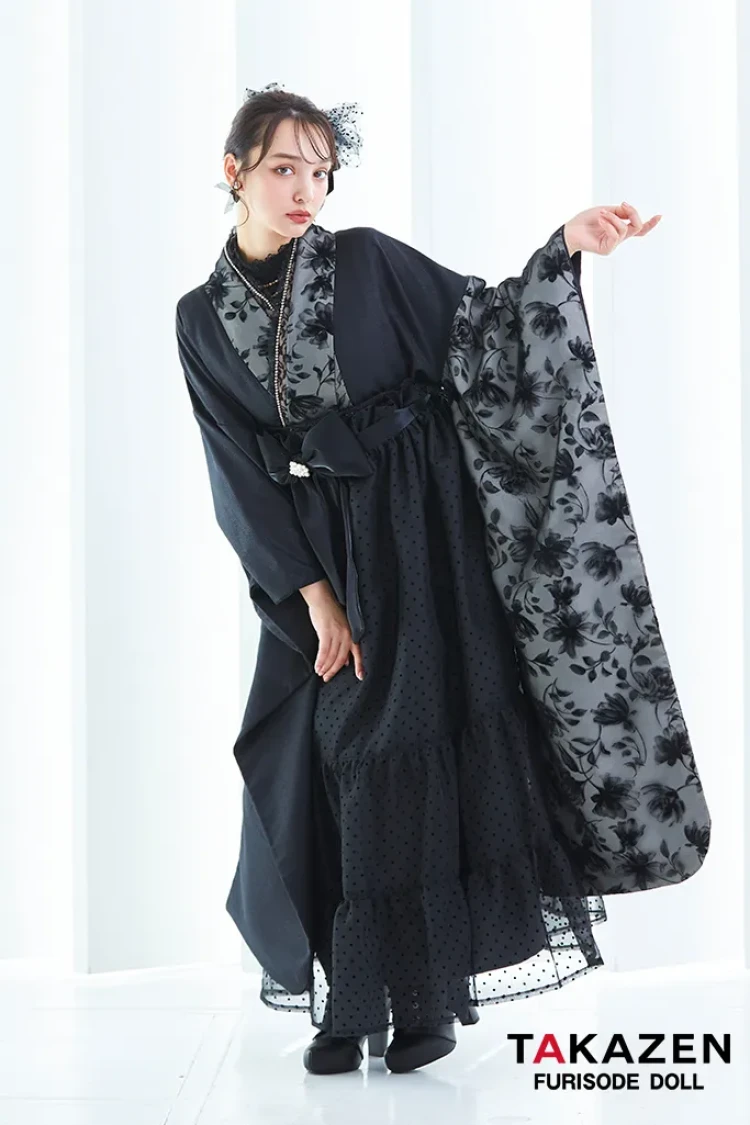 TAKAZENのレンタル袴 ヴィンテージスタイル袴　黒/ブラック　フロッキー生地　おしゃれ　スタイリッシュ　リボン付きドレス袴　香川るな【通販可】LH4