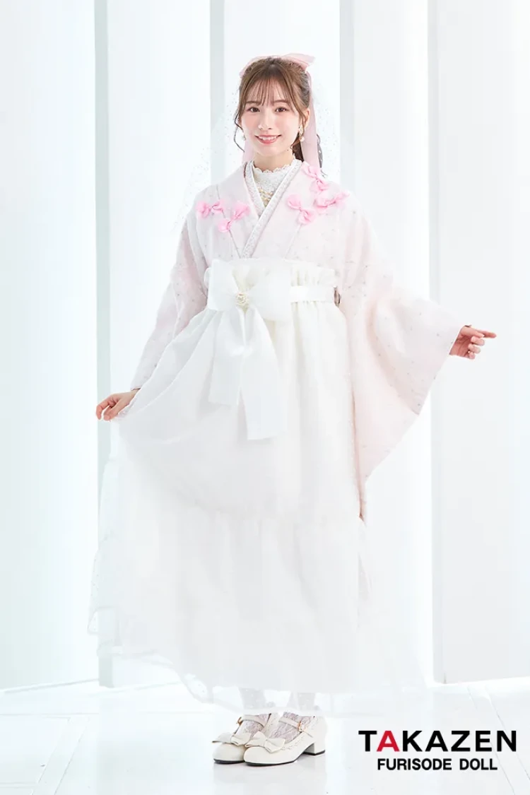 TAKAZENのレンタル袴 キュート＆ガーリー袴　ピンク　リボン付き　一番かわいい　ラブリー　リボン付きドレス袴　レースインナーコーデ　白宮みずほ【通販可】LH8