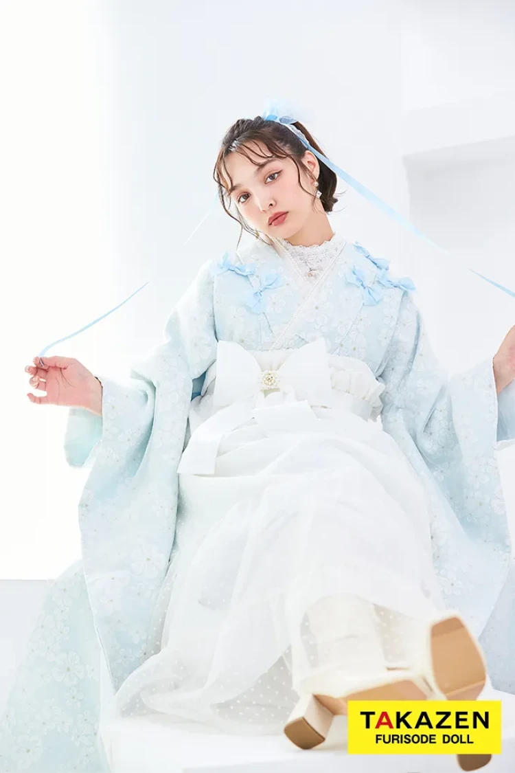 TAKAZENのレンタル袴 キュート＆ガーリー袴　水色　リボン付き　かわいい　オーガンジー　リボン付きドレス袴　レースインナーコーデ　香川るな【通販可】LH9