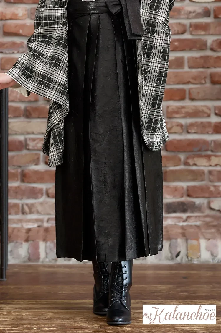 TAKAZENのレンタル袴 アンティーク調袴　黒白/モノトーン　チェック柄　かわいい　人と被らない　ブーツスタイル【通販可】R26080