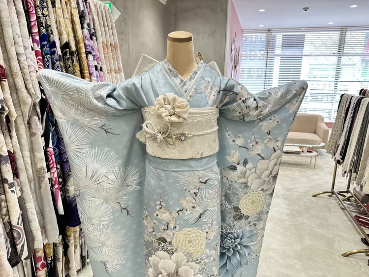 TAKAZEN姫路店　加古川市　高砂市　人気振袖　振袖レンタル　姫路市　袴レンタル　卒業式　イマドキ　おしゃれ　大人っぽい　エンジ　おしゃれ