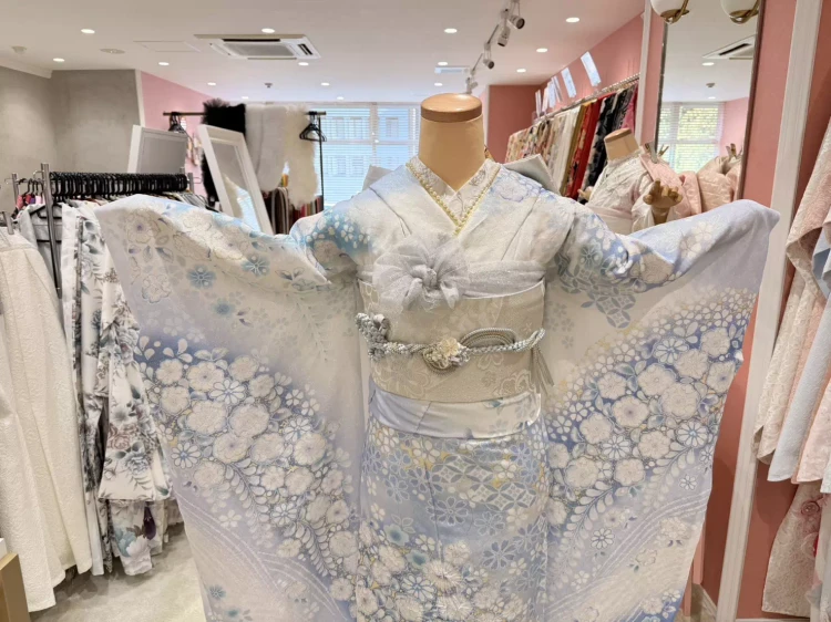 TAKAZEN姫路店　姫路市　成人式　卒業式　袴　振袖　イマドキ振袖　キラキラ　古典柄