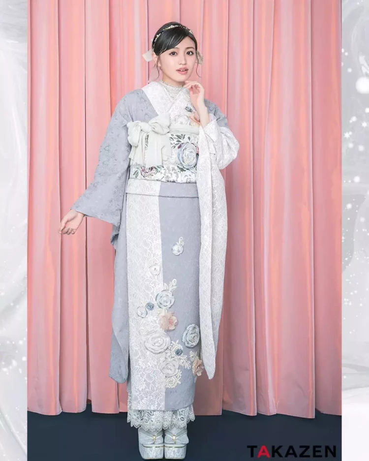 TAKAZEN神戸旧居留地店　カワイイ　イマドキ　成人式　振袖レンタル　ガーリーな振袖
