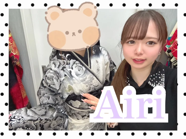 モード系　黒/シルバー(銀色)　バラ柄　一番人気　派手　ギャル振袖　目立つ　かっこいい　キラキラスワロフスキー付き　ゴージャス　伊藤桃々【通販可】22006