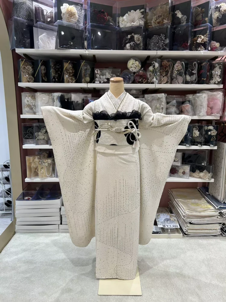 TAKAZEN姫路店　姫路市　成人式　卒業式　袴　振袖　キラキラ振袖　綺麗め振袖　
