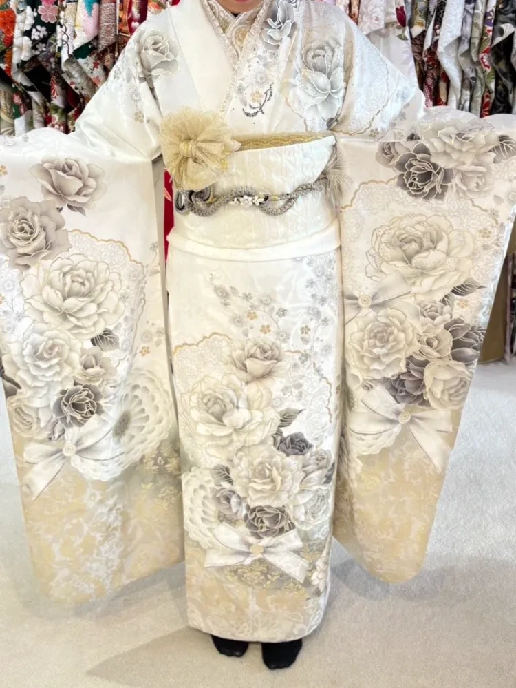 ヘップ　振袖　成人式　キラキラ