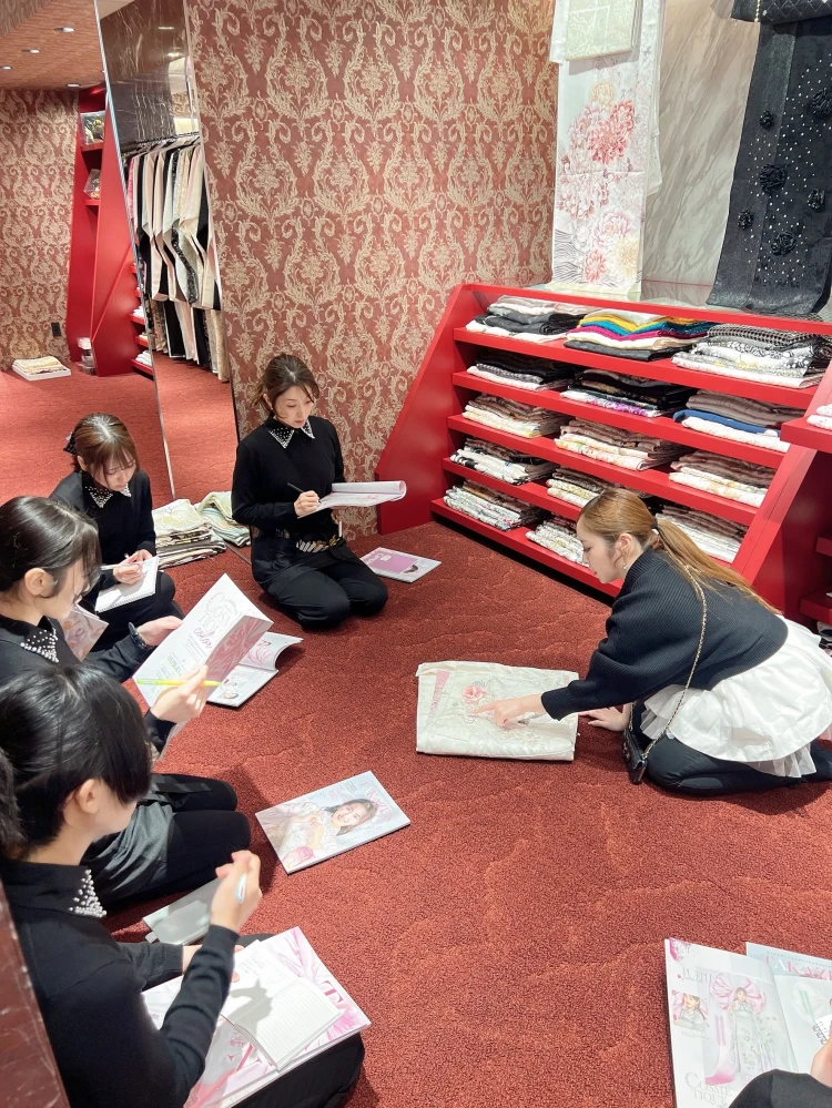 成人式振袖レンタル　タカゼン　表参道店