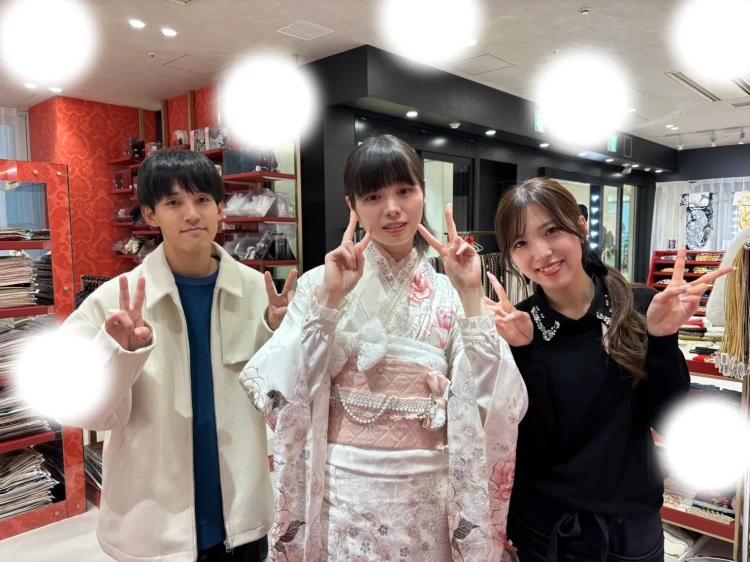 成人式　前撮り　梅田　フォトプラン　コスメカラー　ピンク　白