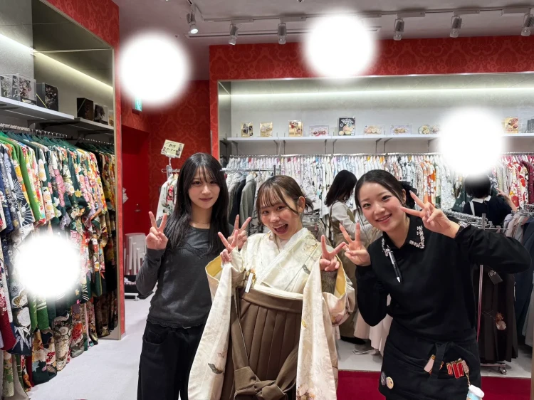 卒業式　袴　レンタル　友達紹介　くすみカラー　可愛い