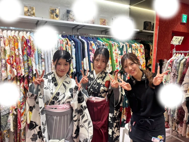 【TAKAZEN大阪梅田本店】♡22日　大阪梅田で2026年卒業のかわいい袴姫ちゃん♡