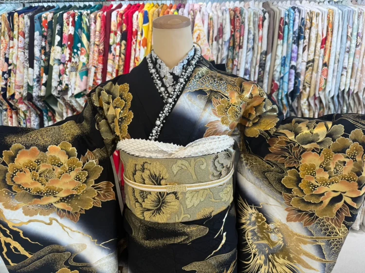 成人式　振袖レンタル　渋い　龍　黒　金　かっこいい