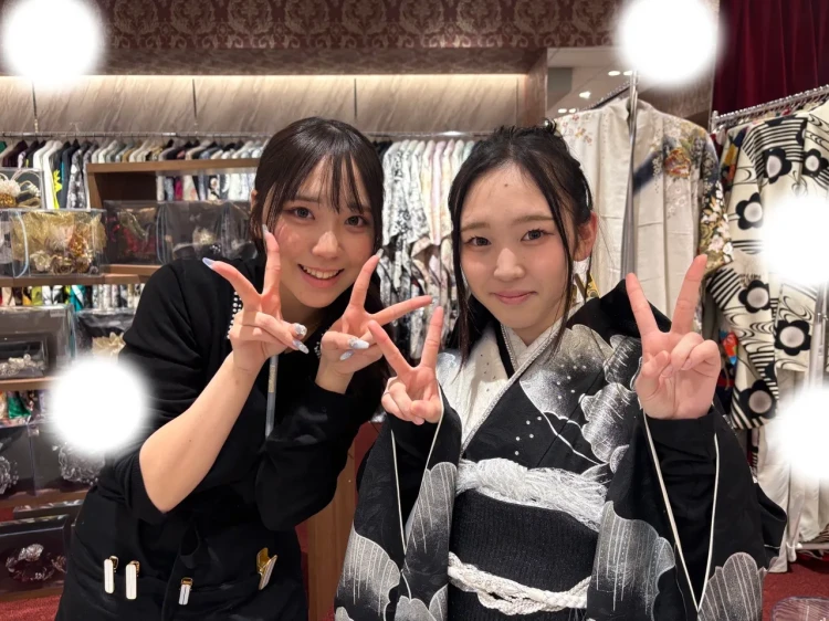 振袖レンタル　東京　表参道　かわいい　おしゃれ　モード　大人っぽい　黒メイン　お振袖