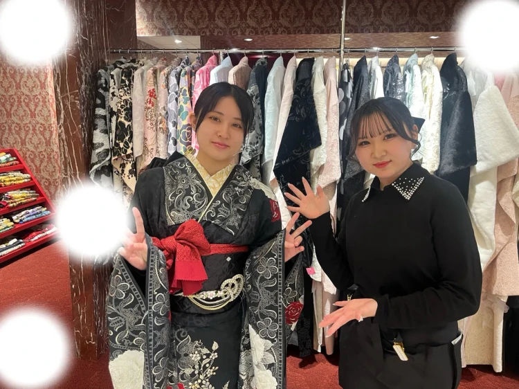振袖レンタル　東京　表参道　かわいい　おしゃれ　かわいい　池田エライザ　くすみ　イマドキ　古典　大柄　大人っぽい　