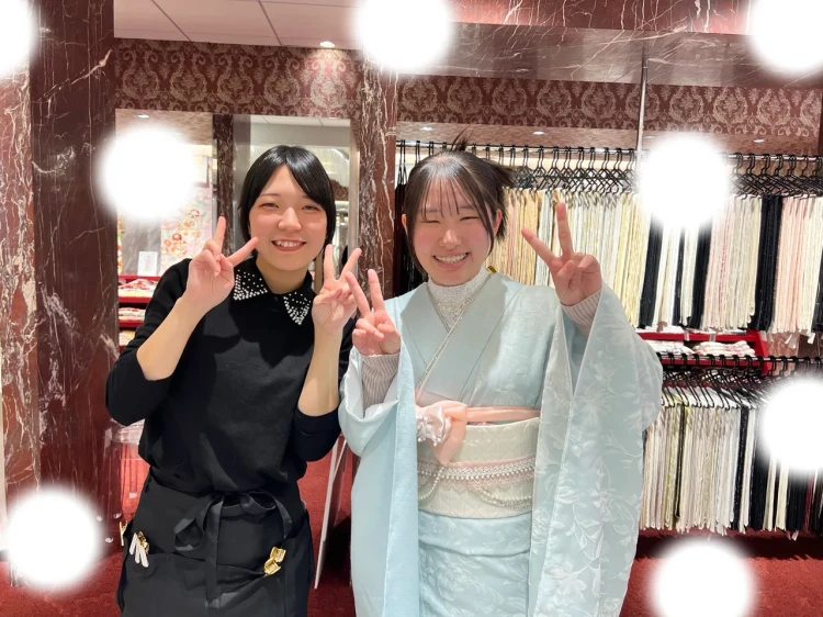 振袖レンタル　東京　表参道　かわいい　おしゃれ　青　個性派　ヴィンテージ　かっこいい　　イマドキ　被りたくない