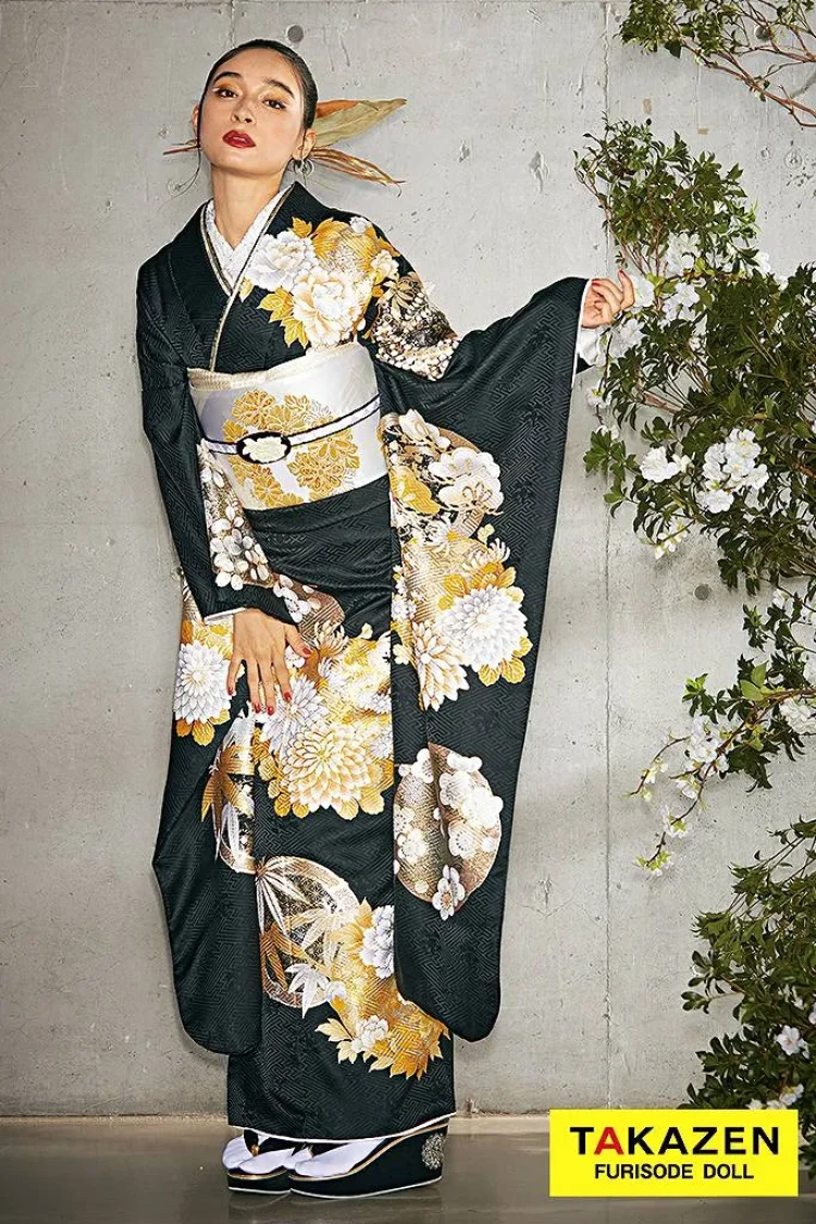TAKAZEN橿原　奈良　橿原　成人式　振袖　振袖レンタル　前撮り　卒業式　袴レンタル　黒色　ゴールド　渋い　古典　振袖