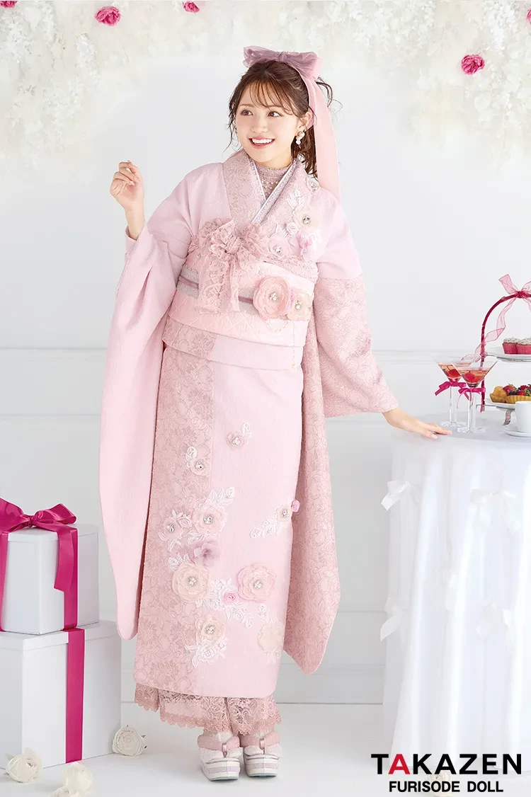 成人式振袖レンタル　ヘップバーン　ミニョン　立体花の振袖　ピンク　