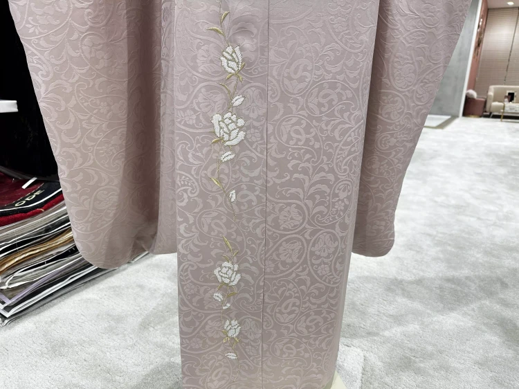 TAKAZEN姫路店　姫路市　成人式　卒業式　袴　振袖　イマドキ振袖　キラキラ　モード　青黒　ギャル